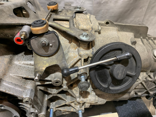 2005-2006 Porsche 987 Boxster S 6 Speed Manual Transmission Transaxle / G87.20 / 67K BC016 2005-2006 Porsche 987 Boxster S 6 Speed Manual Transmission Transaxle / G87.20 / 67K BC016