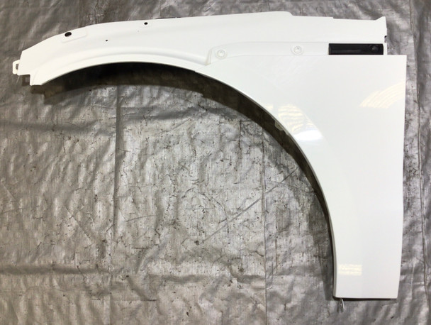 2015-2020 Porsche Macan Driver Side Fender w/ Lower Trim Panel / White  PM002