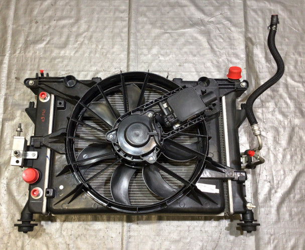 2006-2010 Pontiac Solstice GXP / Saturn Sky Redline 2.0l Radiator w/ Cooling Fan / Automatic / 54K PS050