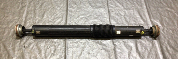 2018-2021 Jeep Wrangler JL Unlimited Rear Driveshaft w/ U Joints / 68272543AC / 56K JL004