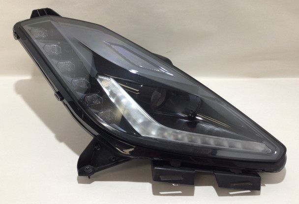 *DAMAGE* 2014-2019 Chevrolet C7 Corvette Passenger Side Headlight / OEM /   C7004