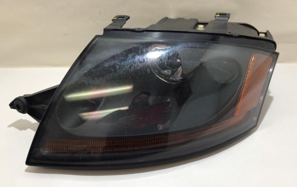 2001-2006 Audi TT 1.8l Driver Side Headlight / Xenon HID /   T1022