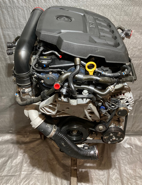 2018-2019 Volkswagen Beetle 2.0T Engine Long Block w/ Turbocharger / DDS / 26K VB009
