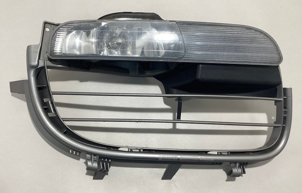 2005-2008 Porsche 987 Boxster Passenger Fog Light / Turn Signal w/ Grille /   BC021