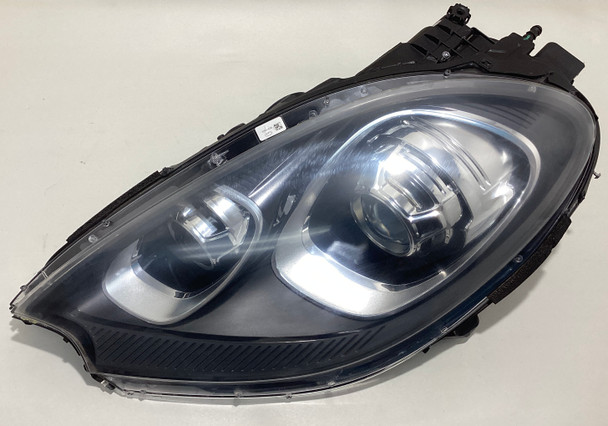 2015-2018 Porsche Macan Driver Side Xenon HID Headlight / PDLS  /   PM004