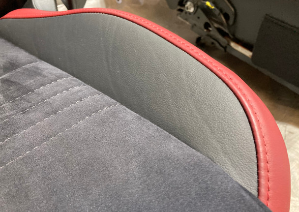 2019-2020 Subaru WRX STI OEM Front Seats / Black Alcantara w/ Red Leather Trim / Pair /   SS015 2019-2020 Subaru WRX STI OEM Front Seats / Black Alcantara w/ Red Leather Trim / Pair /   SS015