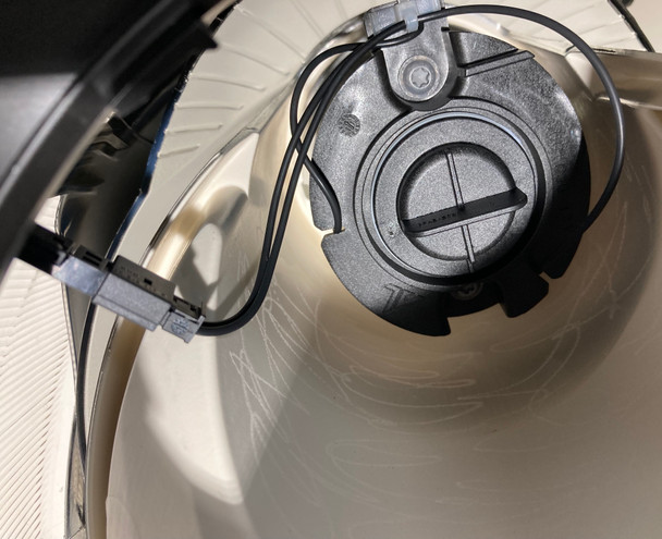 2011-2015 Mini Cooper R56 R57 Passenger Side Halogen Headlight / Chrome /   R2030 2011-2015 Mini Cooper R56 R57 Passenger Side Halogen Headlight / Chrome /   R2030