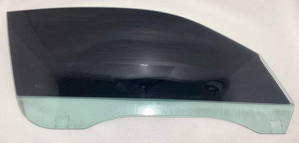 1999-2004 Porsche 996 911 Coupe Passenger Side Window Glass / OEM /   P6016