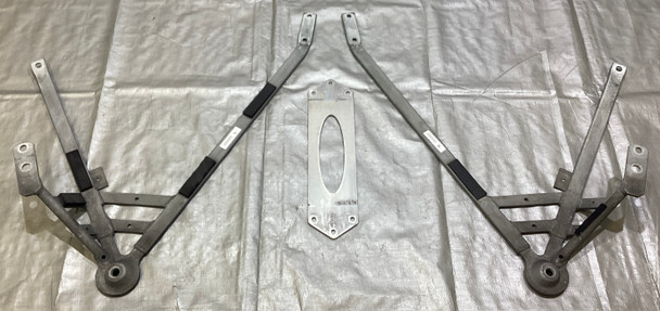 2015-2020 F80 F82 F83 BMW M3 M4 Rear Subframe Reinforcement Brackets / OEM /   F8M05