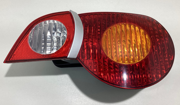 2003-2005 E85 E86 BMW Z4 Passenger Side Tail Light / Titan Silver Metallic  Z4057