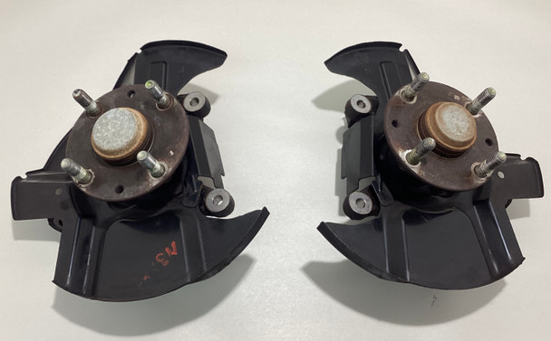 1999-2002 Mazda Miata Front Spindles / Hubs w/ ABS / Pair / 95K NB241