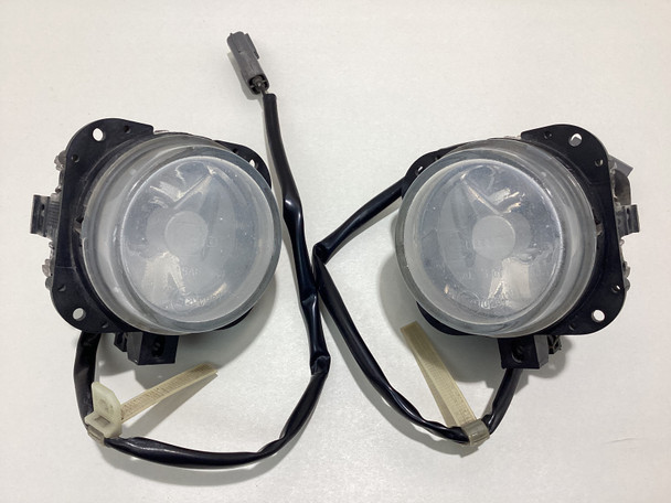 2001-2003 Mazda Miata Fog Lights / Pair / OEM  /   NB245