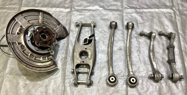 2015-2020 F80 F82 F87 BMW M2 M3 M4 Driver Rear Knee Spindle Hub w/ Control Arms / 34K B2008