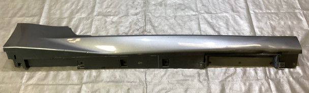 2009-2020 Nissan 370Z Passenger Side Skirt Rocker Panel  / Gun Metallic  7Z022