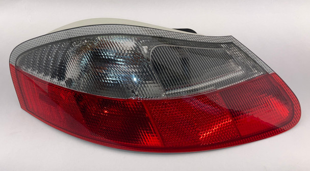 2003-2004 Porsche 986 Boxster Driver Tail Light /   BX066