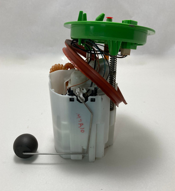 2015-2019 Volkswagen MK7 Golf R Fuel Pump Assembly / 5Q0919051BM / 108k M7R10