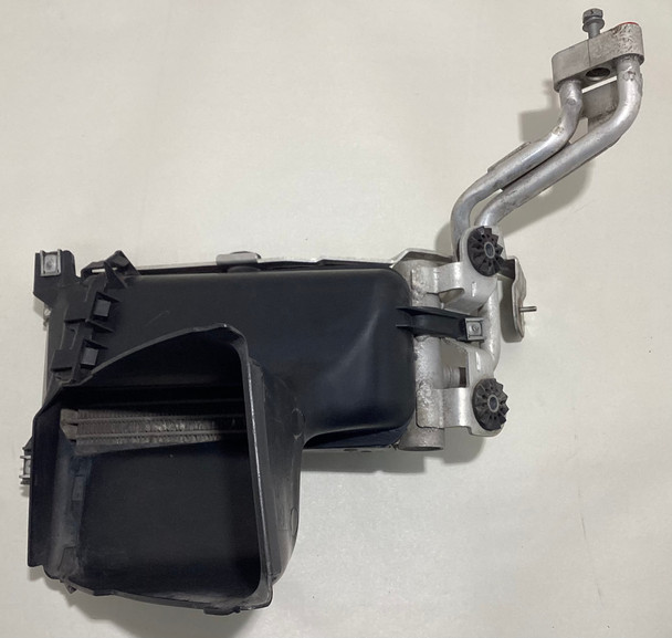 2011-2013 BMW 135i N55 Engine Oil Cooler / 17217564702 /   B1012