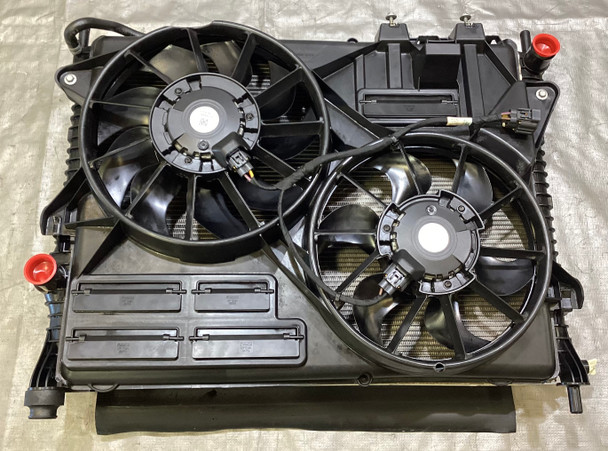 2015-2020 Ford Mustang GT S550 5.0 Radiator Assembly w/ Cooling Fan / 48K FM014