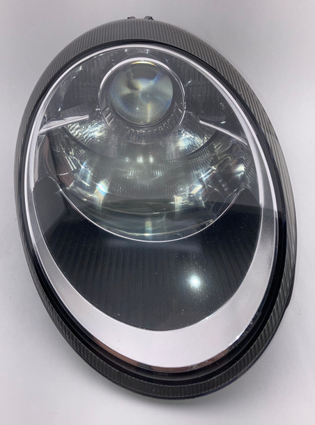 2005-2008 Porsche 997 911 Carrera OEM Passenger Side Headlight / Xenon HID /   P7008