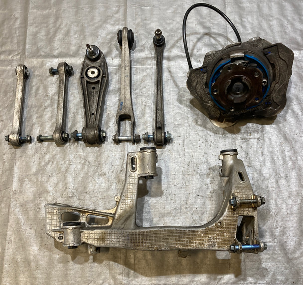 2005-2008 Porsche 997 911 Carrera S Passenger Rear Knee Spindle Hub w/ Control Arms / Subframe Bracket /  P7008