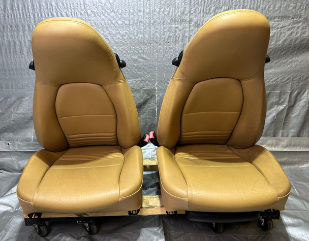 1998-2004 Porsche 986 Boxster 4-Way Power Leather Seats / Sand Beige / Pair / BX068 1998-2004 Porsche 986 Boxster 4-Way Power Leather Seats / Sand Beige / Pair / BX068