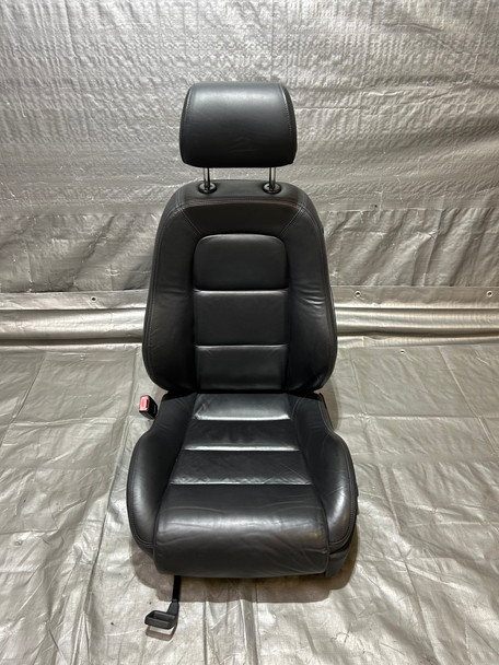 2000-2006 Audi TT Coupe Driver Side Black Leather Front Seat / T1035