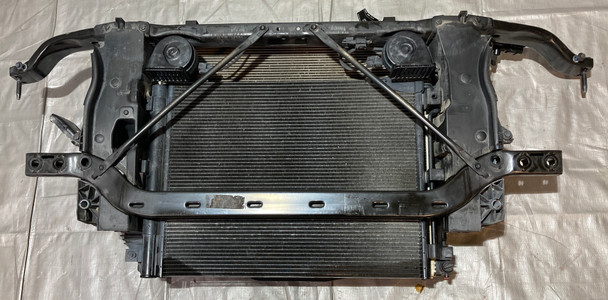 2018-2024 Jeep Wrangler JL 3.6l Radiator Support Assembly w/ Front Impact Beam / Radiator / 71K JL011