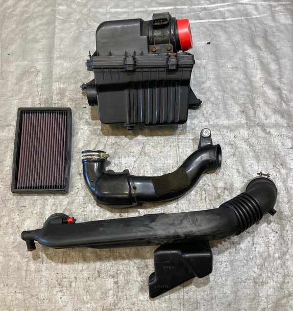 1994-1997 Mazda Miata 1.8 Air Box w/ Crossover Intake Tube / MAF Sensor /   NA107