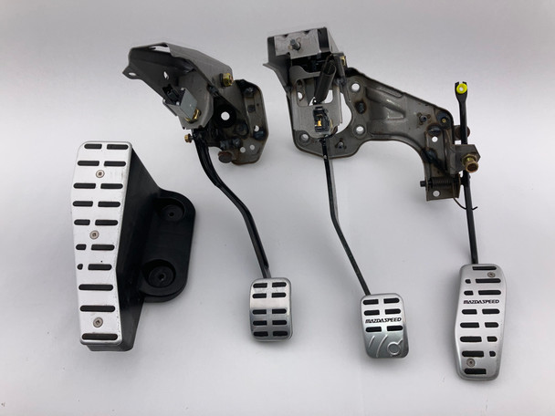 2004-2005 Mazdaspeed Miata Manual Pedal Set w/ Trim / Fits 90-05  /   NB260