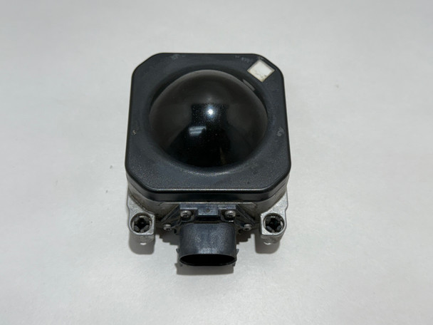 2015-2018 Porsche Macan Adaptive Cruise Control Radar Sensor / 95B907567B / PM006