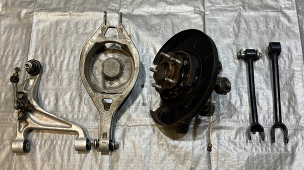 2003-2008 Nissan 350Z Driver Rear Knee / Spindle / Control Arm Set / 103K 5Z028