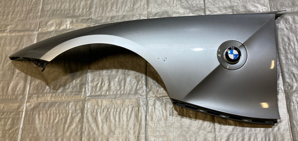 2003-2008 E85 E86 BMW Z4 Driver Front Fender Panel w/ Turn Signal / Silver Gray Metallic  Z4061