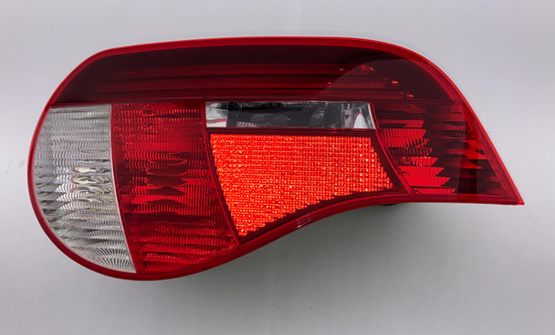 2006-2008 E85 E86 BMW Z4 Driver Side Tail Light  /   Z4061