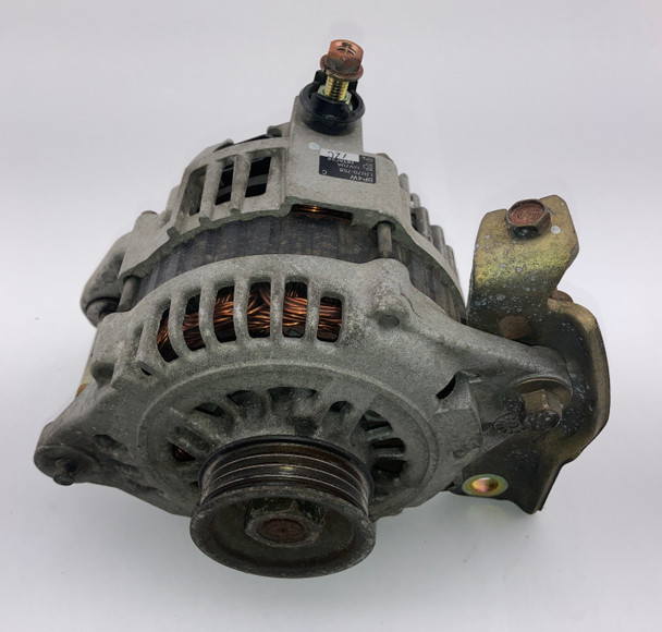 1999-2000 Mazda Miata OEM Alternator w/ Pulley  /  NB262