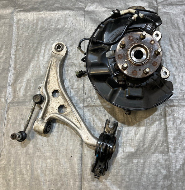 2017-2019 FK8 Honda Civic Type R Passenger Front Hub w/ Lower Control Arm / 75K TR105