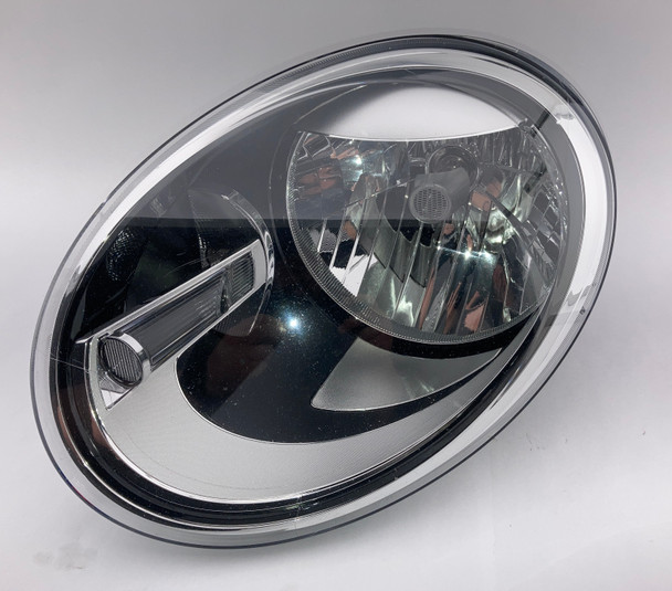 2012-2019 Volkswagen Beetle Driver Side Halogen Headlight /   VB012
