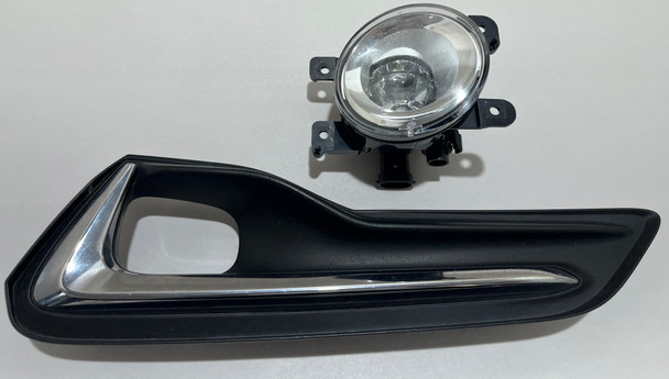 2017-2020 Infiniti Q60 Passenger Side LED Fog Light w/ Grille /   IQ605