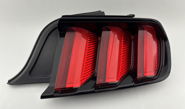 2015-2017 Ford Mustang GT S550 Passenger LED Tail Light /   FM016