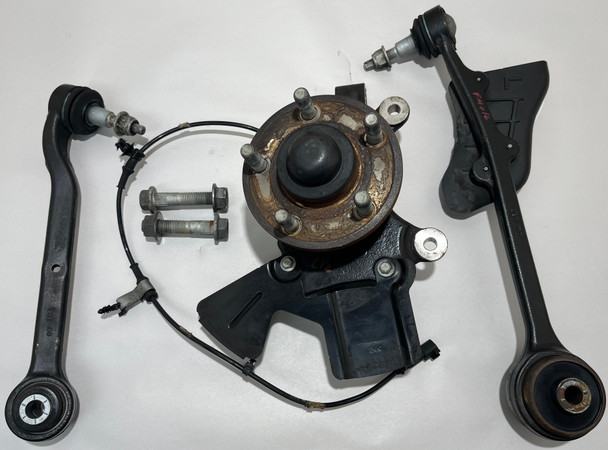 2015-2020 Ford Mustang GT S550 Performance Pack Driver Front Knee Spindle Hub w/ Control Arms / 91K FM016