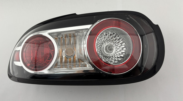 2006-2008 Mazda MX5 Miata Driver Tail Light  / 47K NC105