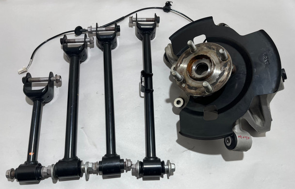 2016-2024 Mazda Mx5 Miata Driver Rear Spindle Hub w/ Control Arms  / 7K ND050