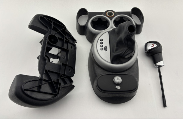 2005-2006 Mini Cooper S R53 Hatchback Center Console Panel w/ Automatic Shift Knob /   R1032