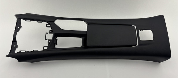 2017-2020 Fiat 124 Spider Lower Center Console w/ Lid  /   FD028