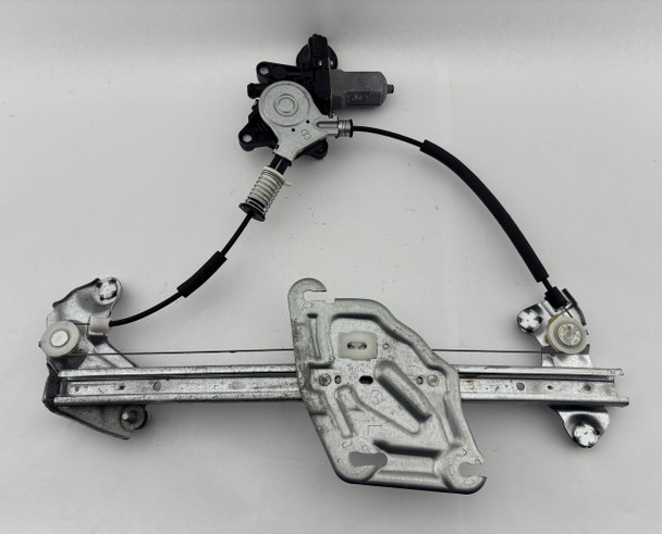 2017-2020 Fiat 124 Spider Driver Side Window Regulator w/ Motor  /   FD028