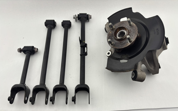 2017-2020 Fiat 124 Spider Passenger Rear Knee Assembly Spindle w/ Control Arms / 29K FD028