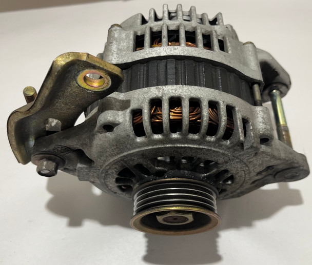 1999-2000 Mazda Miata OEM Alternator w/ Pulley  / 35K NB269