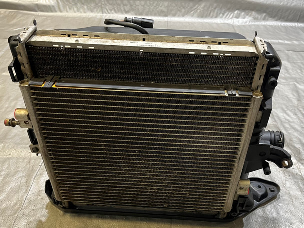 2005-2012 Porsche 987 Boxster Cayman Passenger Side Radiator / Condenser w/ Cooling Fan / 97K BC033