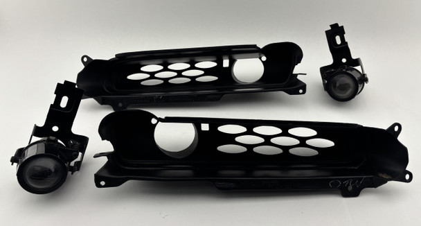 1997-2004 Chevrolet C5 Corvette Fog Lamps w/ Bezels / Pair /   C5032