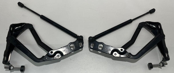  1997-2004 Chevrolet C5 Corvette Hood Hinges w/ Shocks /   C5032
