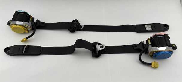 2002-2005 Honda S2000 OEM Seat Belts / Pair / Black /   HS008